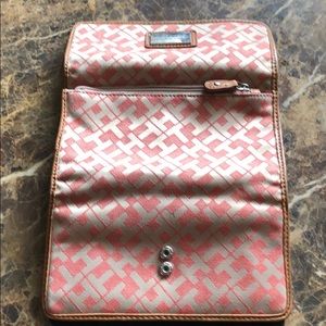Tommy Hilfiger wallet